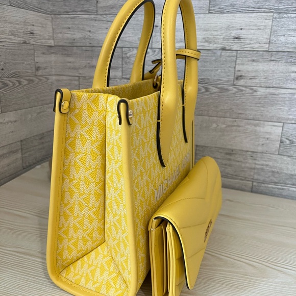 Michael Kors Small Golden Yellow Mirella Tote and wallet - Picture 3 of 14